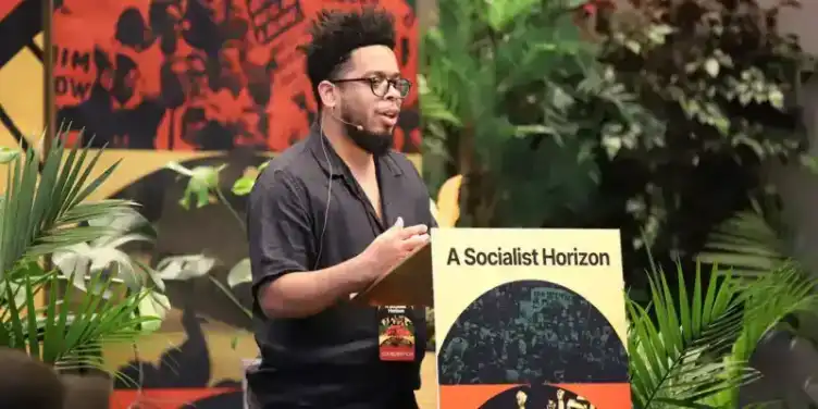 Manolo de los Santos, activista político procastrista