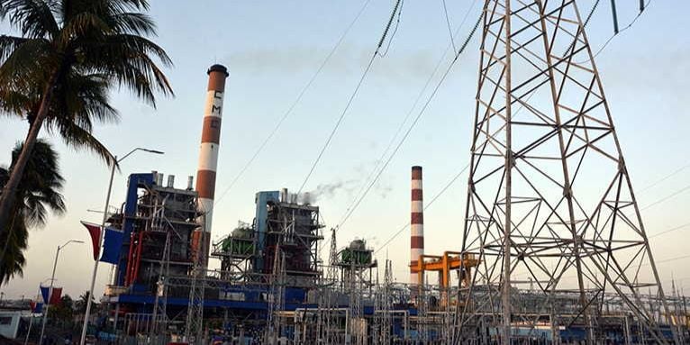 Líneas eléctricas en Cuba