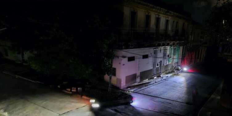 Una ciudad cubana en apagón