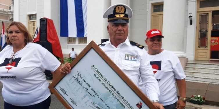 Dos de las entidades sancionadas están vinculadas a la Marina de Guerra Revolucionaria de Cuba. En la foto, el contralmirante Luis Reyes López