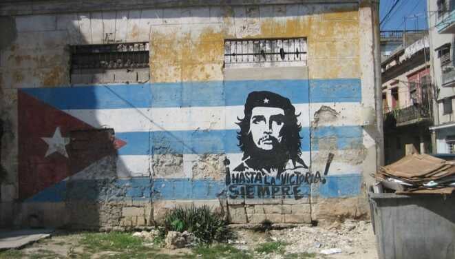 Che, Cuba