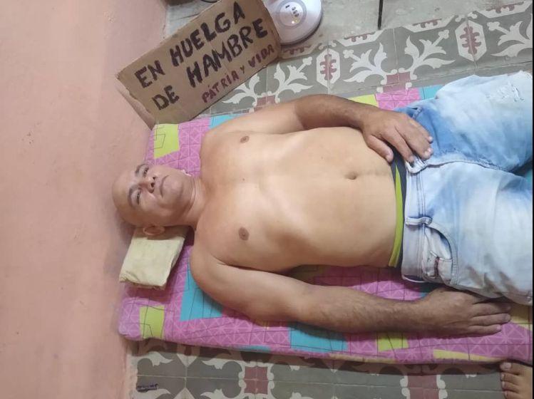 Ebert Hidalgo, 16 días en huelga de hambre. Foto cortesía